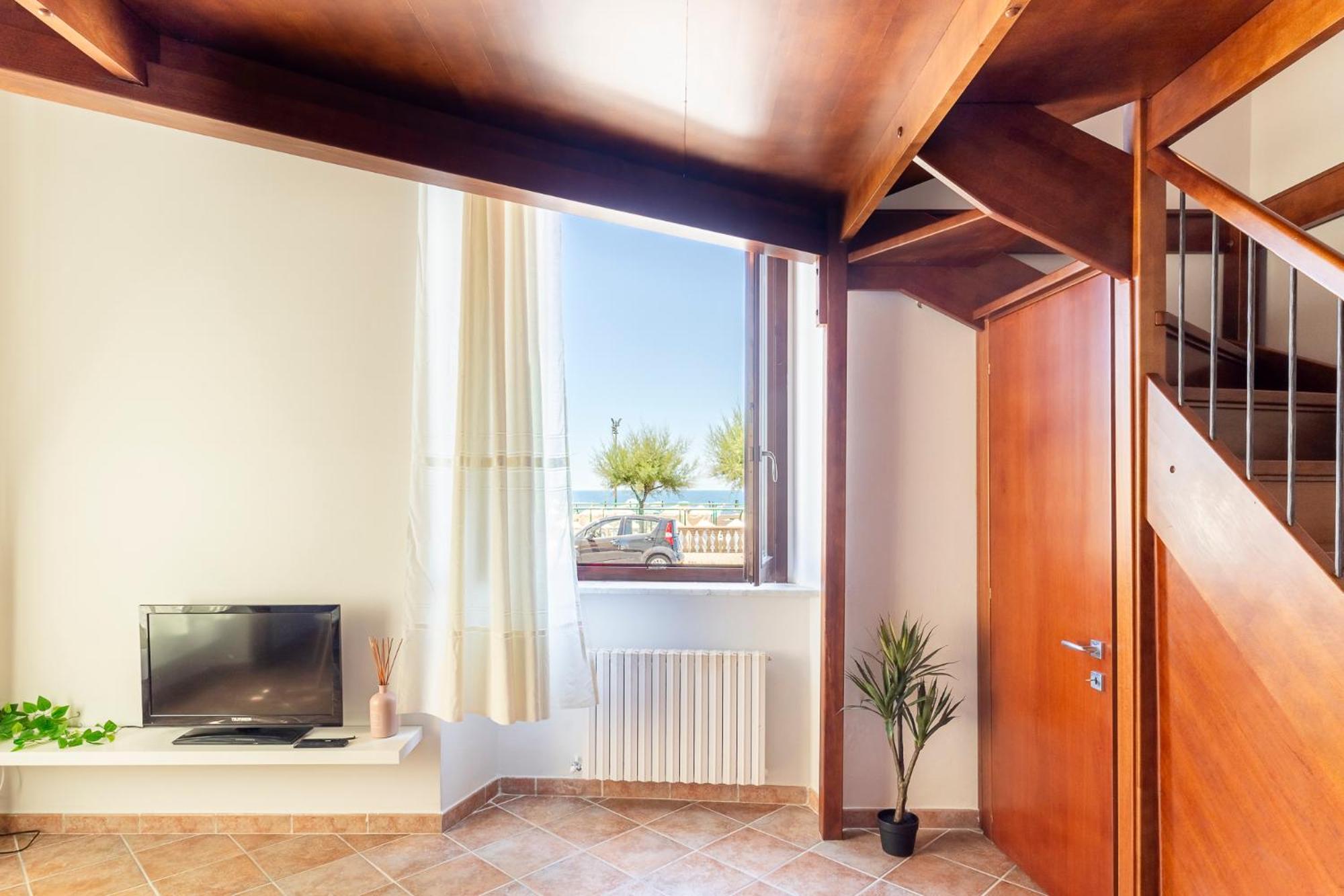 Bagni Pancaldi Sea View Apartment! Livorno Bagian luar foto
